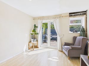 Family room- click for photo gallery